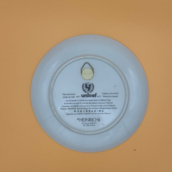 Vintage Unicef and Villeroy & Boch Children of the World Plates Set of 4 - Picture 12 of 13